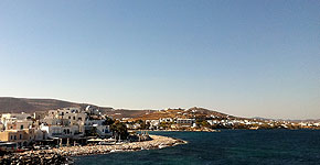 Blick auf die Küste einer griechischen Insel