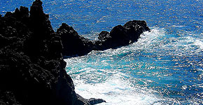 Bild eines Küstenabschnitts der Insel Lanzarote