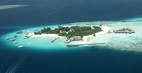 Bild eines Malediven Atolls aus der Luft aufgenommen