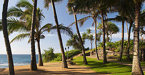 Die Urlaubsinsel Maui Bild einer Strandpromenade auf der Insel Maui