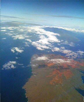 Luftaufnahme der Insel Maui